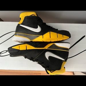 Nike Kobe Protro 1 del sol.
